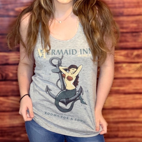 Graphic Tshirt - Picture 1 of 1